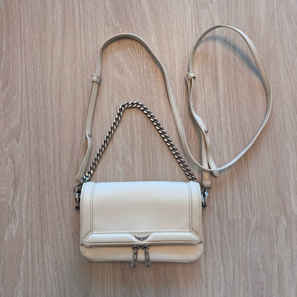 Elegant Cream Leather Shoulder Bag - Picture 1 of 7